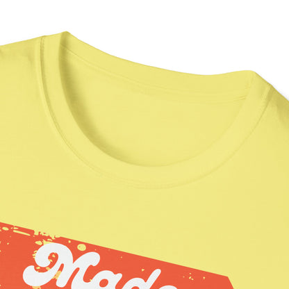 Made in 1984 T-Shirt - Retro Vintage 1984 Birthday Gift - Nostalgic 80s Tee