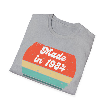 Made in 1984 T-Shirt - Retro Vintage 1984 Birthday Gift - Nostalgic 80s Tee